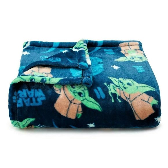 The Big One | Bedding | Star Wars Plush Throw Blanket Mandalorian Baby ...